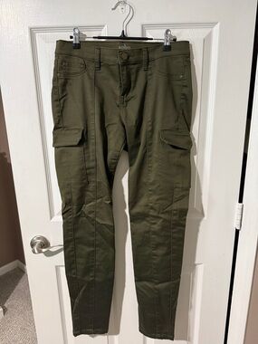 New York & Company Olive Green Cargo Pants
